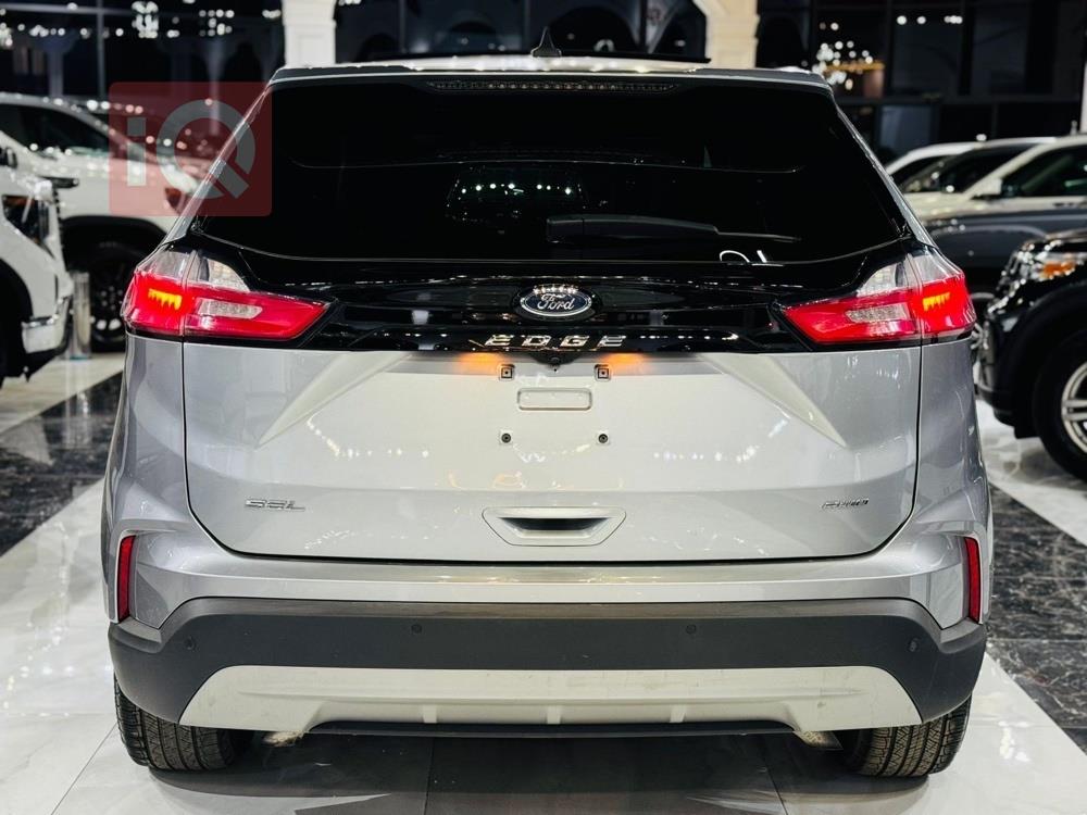 https://cdn.iqcars.io99a2d43e-475c-45e7-97e5-af823f3e5d44_3.jpg